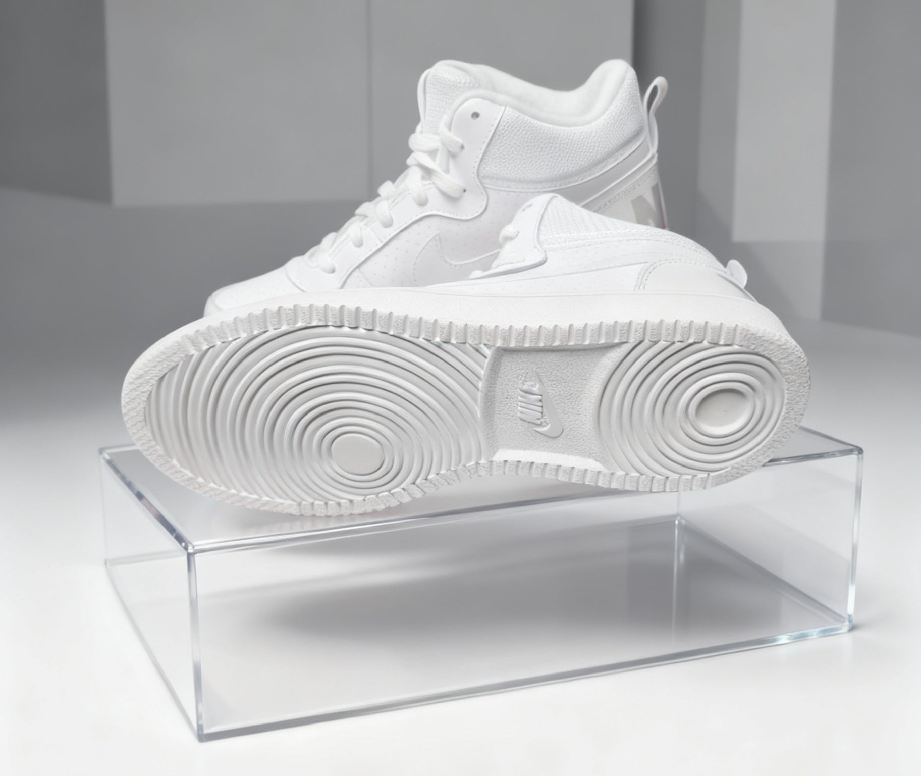 NIKE COURT BOROUGH MID
