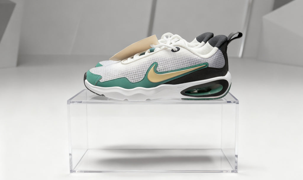 NIKE AIR MAX NOVA