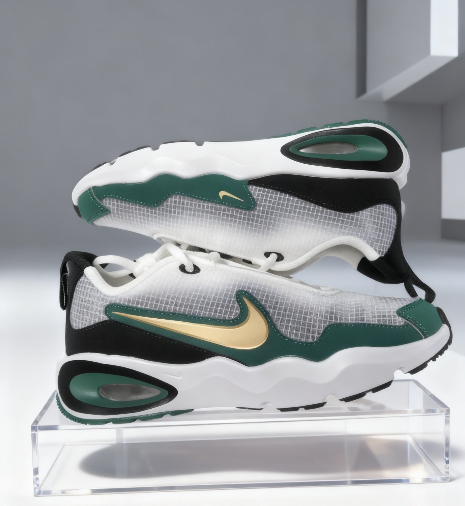 NIKE AIR MAX NOVA
