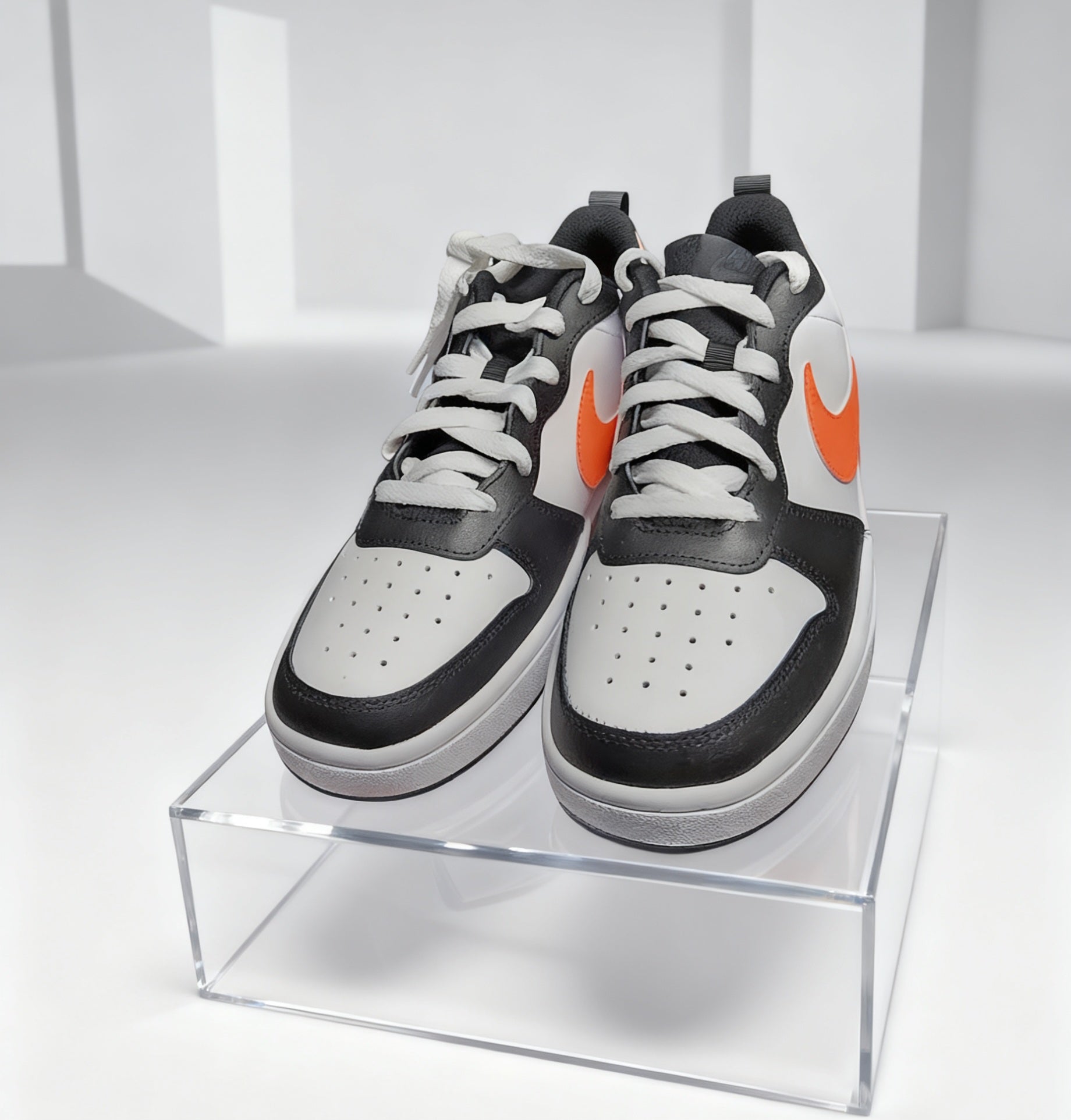 Nike court borough low2